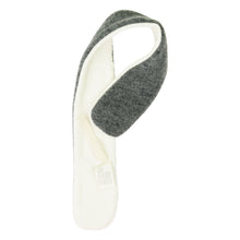 Laden Sie das Bild in den Galerie-Viewer, Baby Merino‑Fleece‑Schal 60×8 cm Schurwolle Fels Reiff – Made in Germany